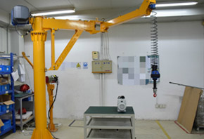 折臂式旋臂起重机在泵类产品制造中的应用